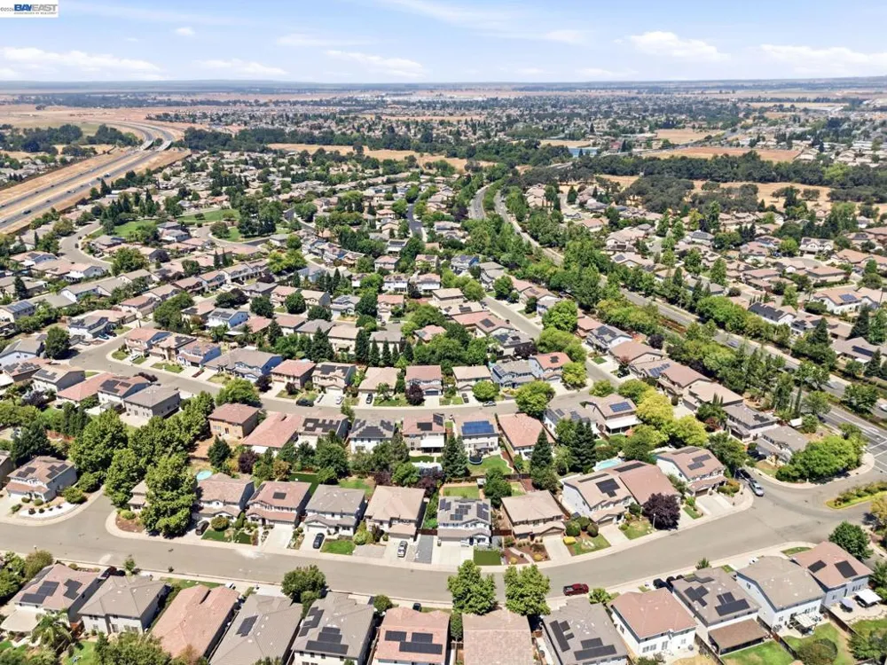 1015 Downing Cir Lincoln, CA 95648