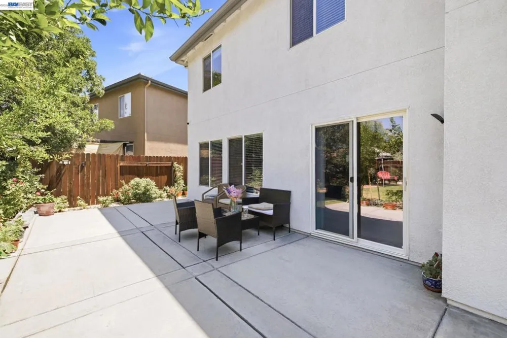 1015 Downing Cir Lincoln, CA 95648
