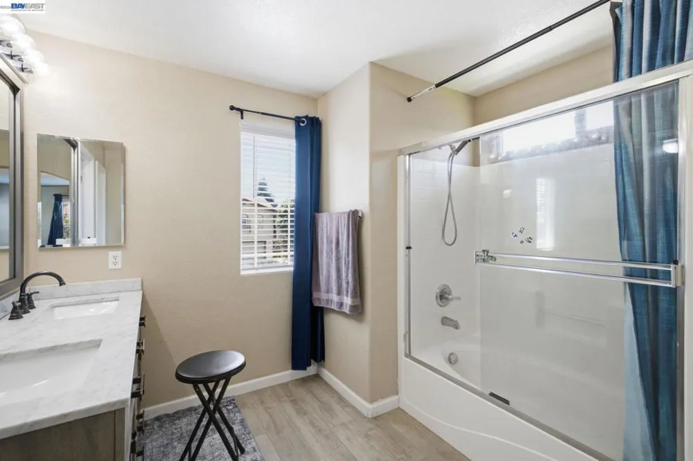 1015 Downing Cir Lincoln, CA 95648