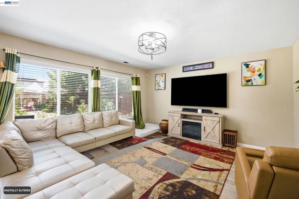 1015 Downing Cir Lincoln, CA 95648