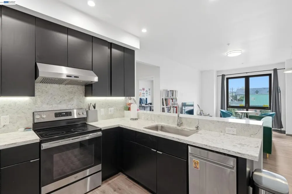 3535 Wawona St #315 San Francisco, CA 94116
