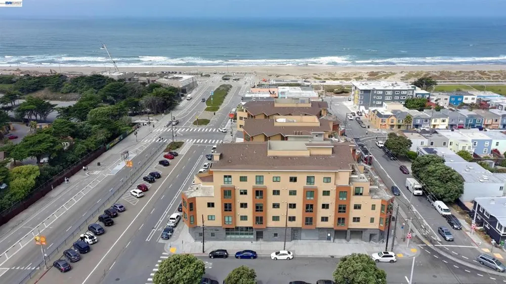 3535 Wawona St #315 San Francisco, CA 94116