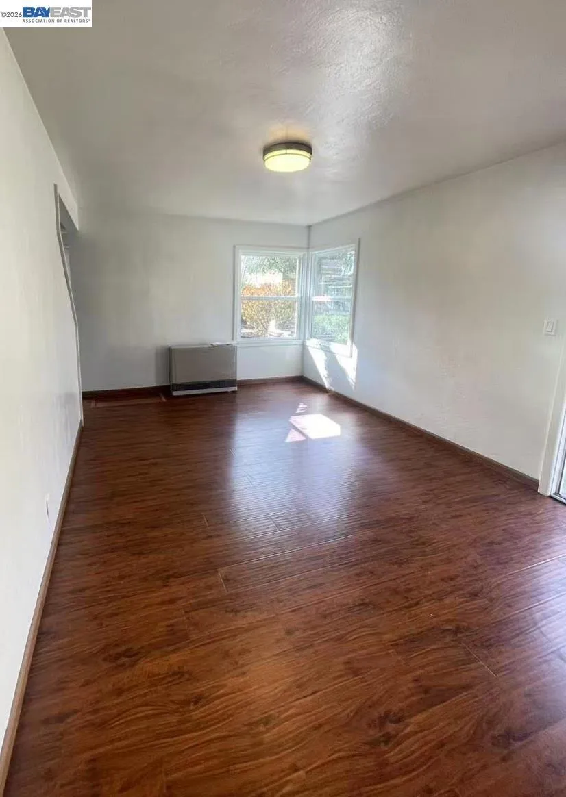 318 Cypress St #D Alameda, CA 94501