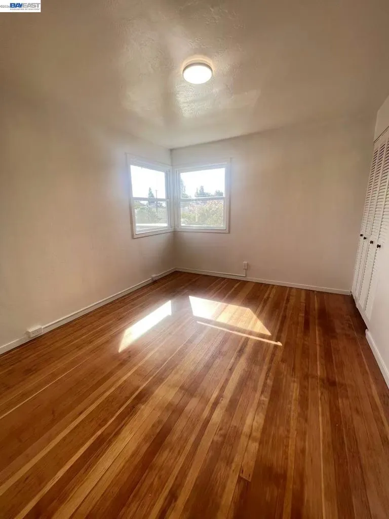 318 Cypress St #D Alameda, CA 94501