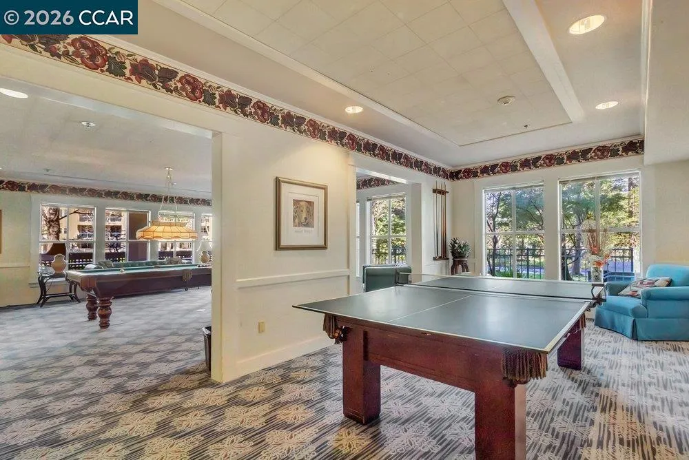1860 Tice Creek Dr #1206 Walnut Creek, CA 94595