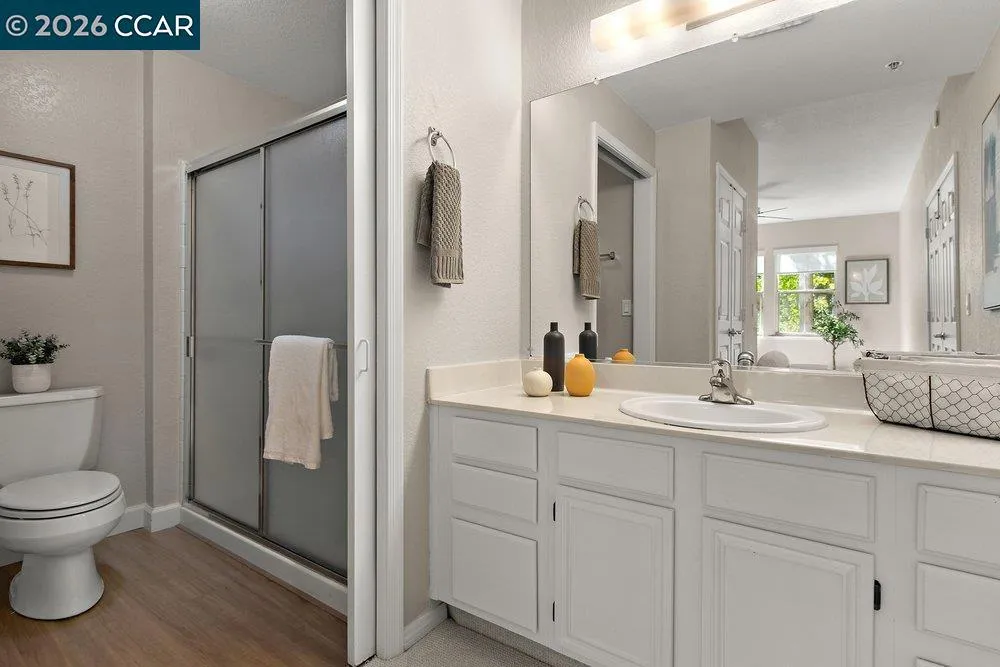 1860 Tice Creek Dr #1206 Walnut Creek, CA 94595