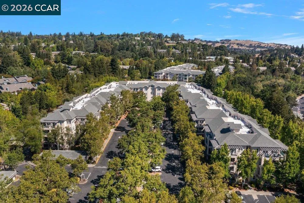 1860 Tice Creek Dr #1206 Walnut Creek, CA 94595