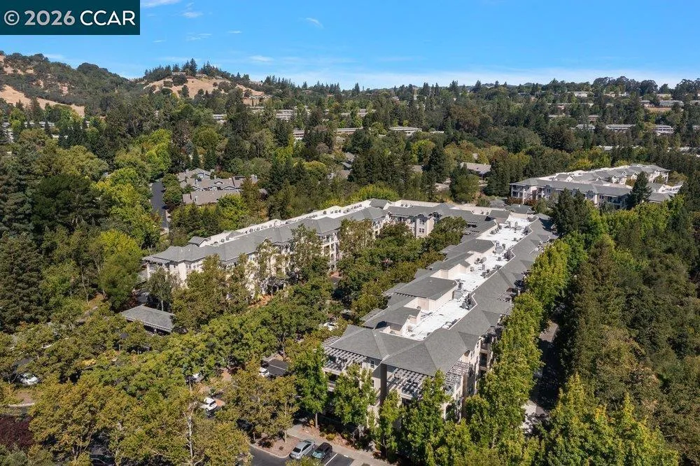 1860 Tice Creek Dr #1206 Walnut Creek, CA 94595