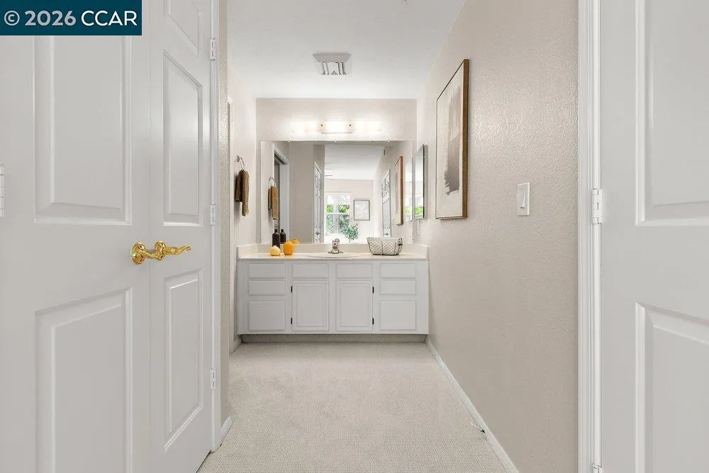 1860 Tice Creek Dr #1206 Walnut Creek, CA 94595