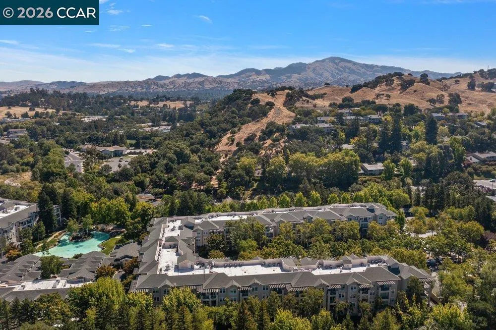 1860 Tice Creek Dr #1206 Walnut Creek, CA 94595
