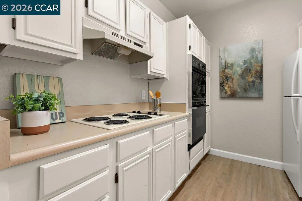 1860 Tice Creek Dr #1206 Walnut Creek, CA 94595