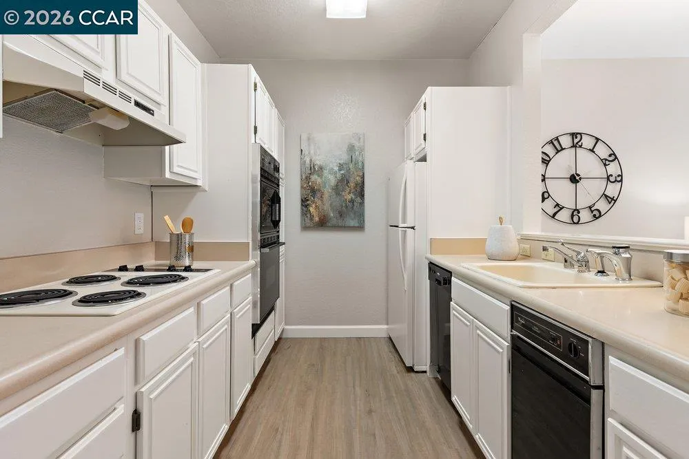 1860 Tice Creek Dr #1206 Walnut Creek, CA 94595