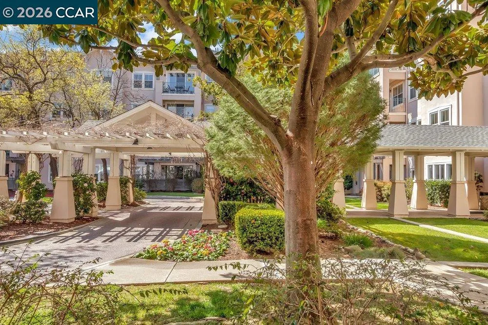 1860 Tice Creek Dr #1206 Walnut Creek, CA 94595