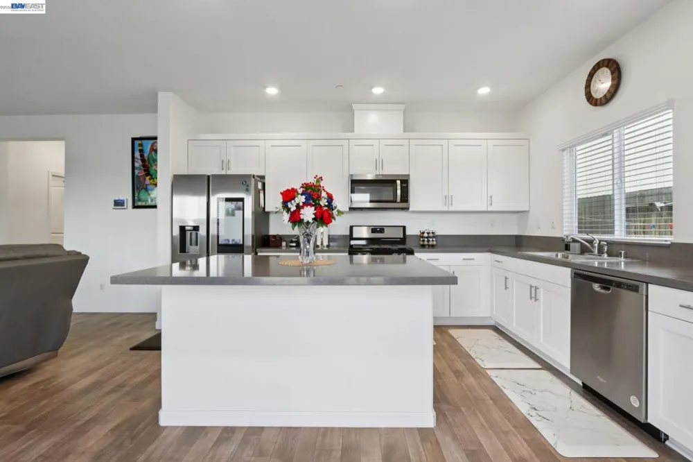 1449 Dorona Ln Manteca, CA 95336