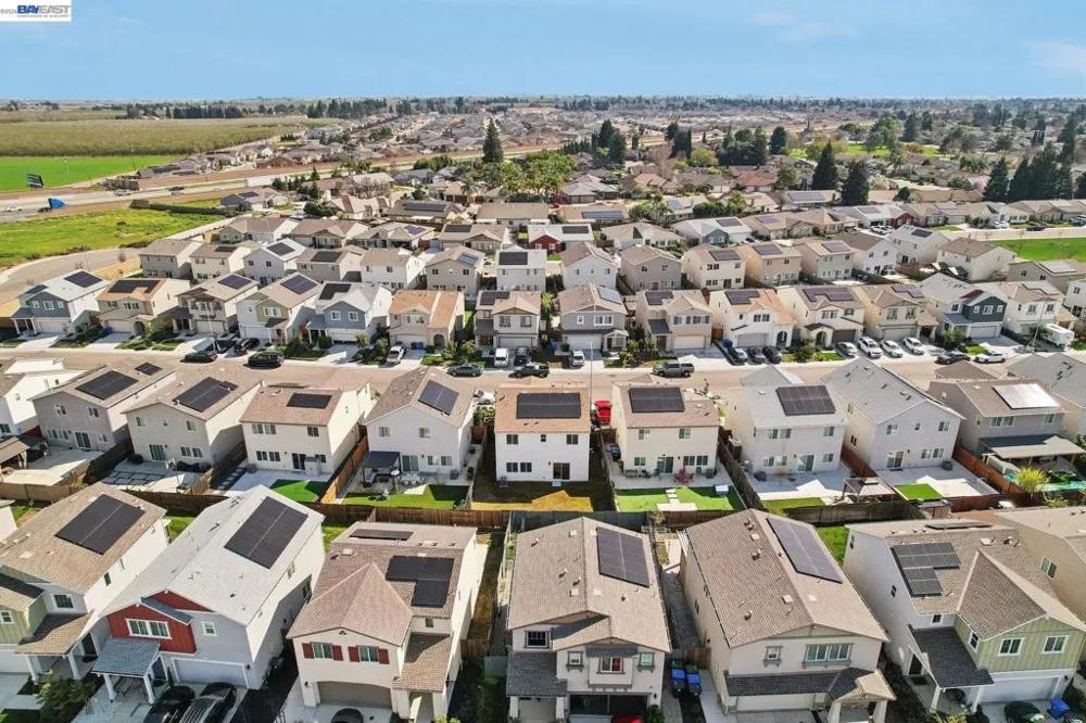 1449 Dorona Ln Manteca, CA 95336
