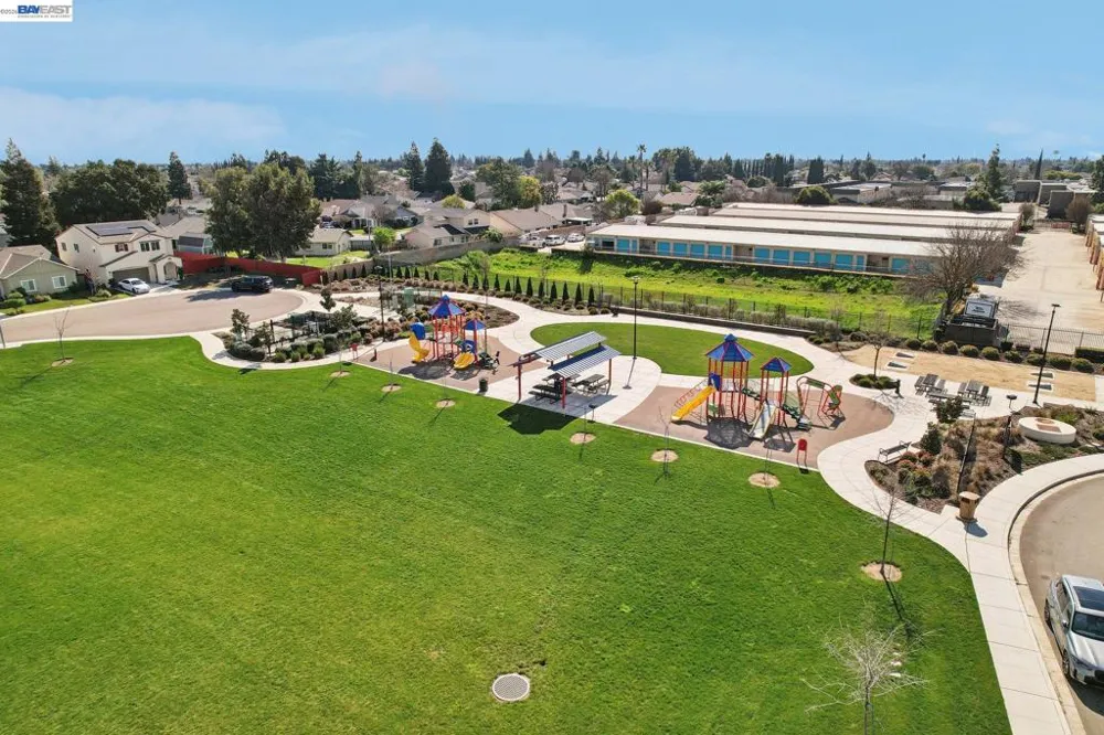 1449 Dorona Ln Manteca, CA 95336