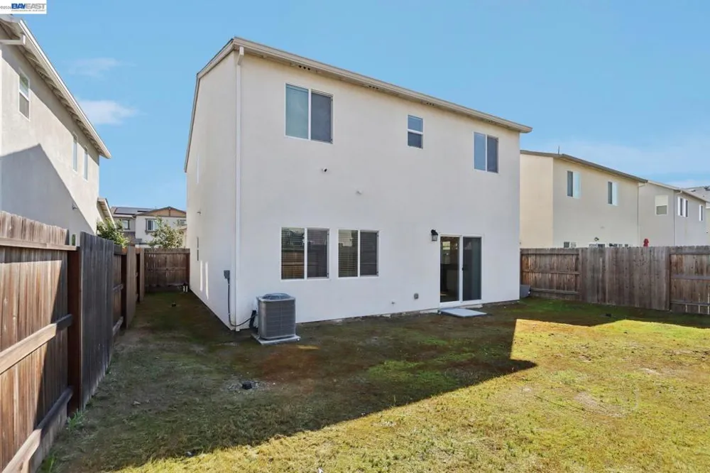 1449 Dorona Ln Manteca, CA 95336