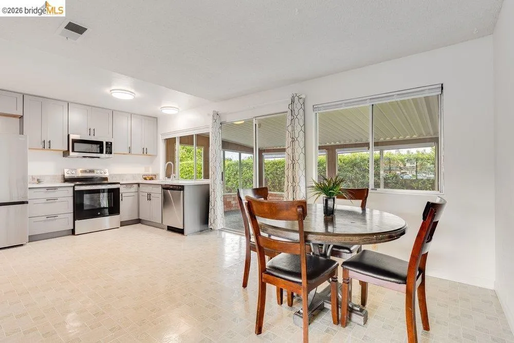 341 Inverness Drive Vallejo, CA 94589