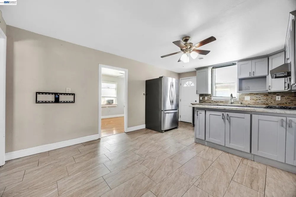 1203 H St Union City, CA 94587