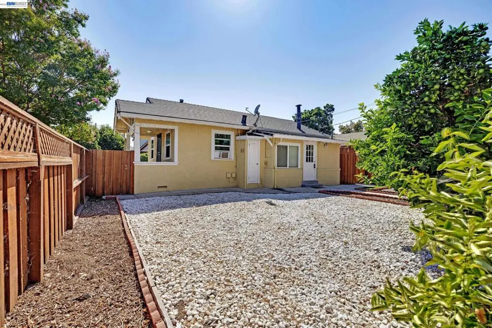 1203 H St Union City, CA 94587