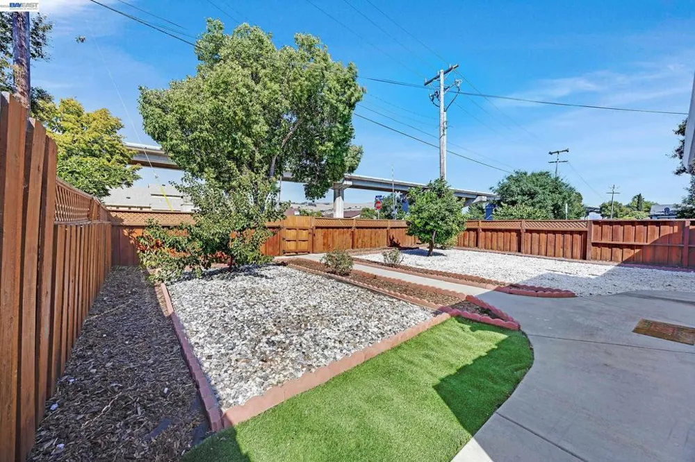 1203 H St Union City, CA 94587