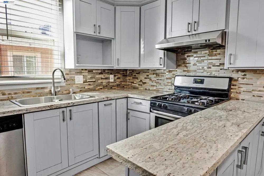 1203 H St Union City, CA 94587