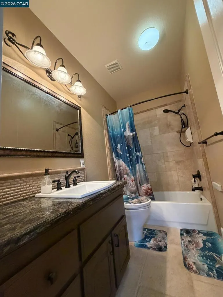 3973 Bolinas Place Discovery Bay, CA 94505