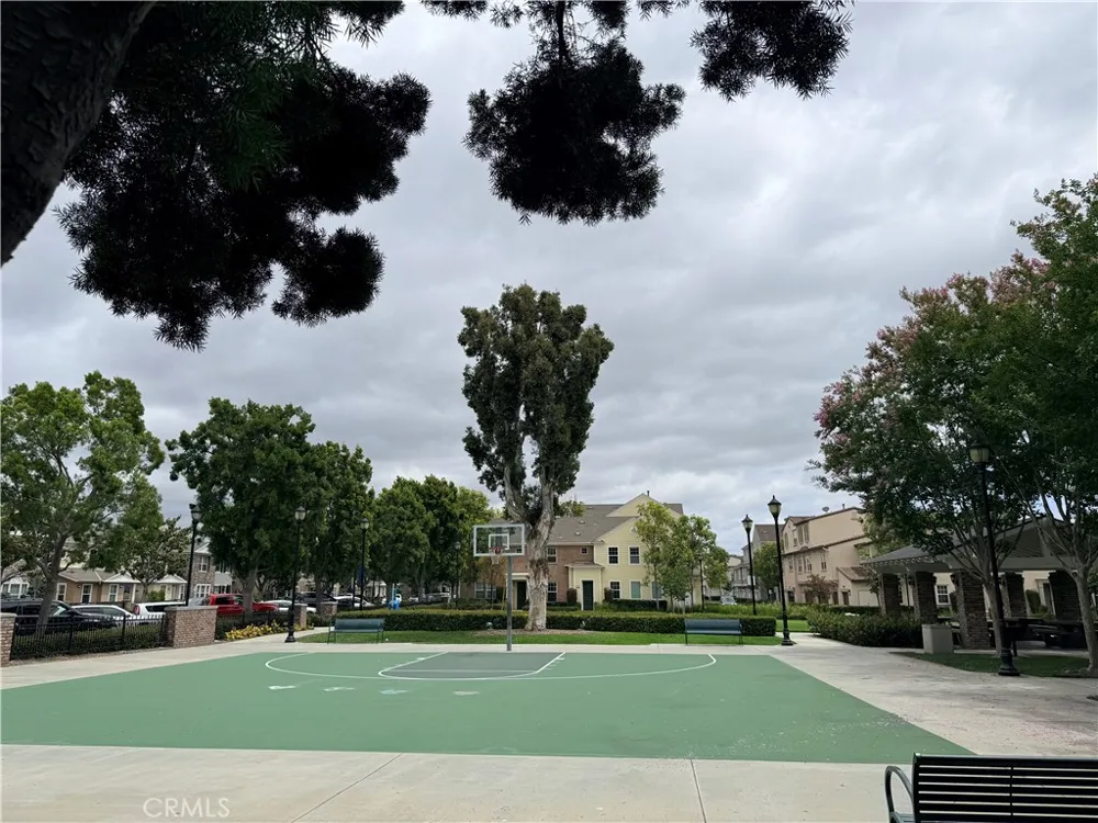 15231 Calverton Tustin, CA 92782