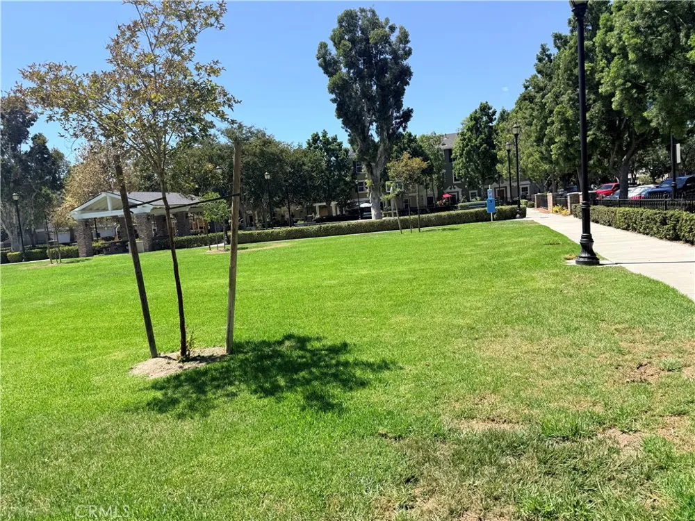 15231 Calverton Tustin, CA 92782