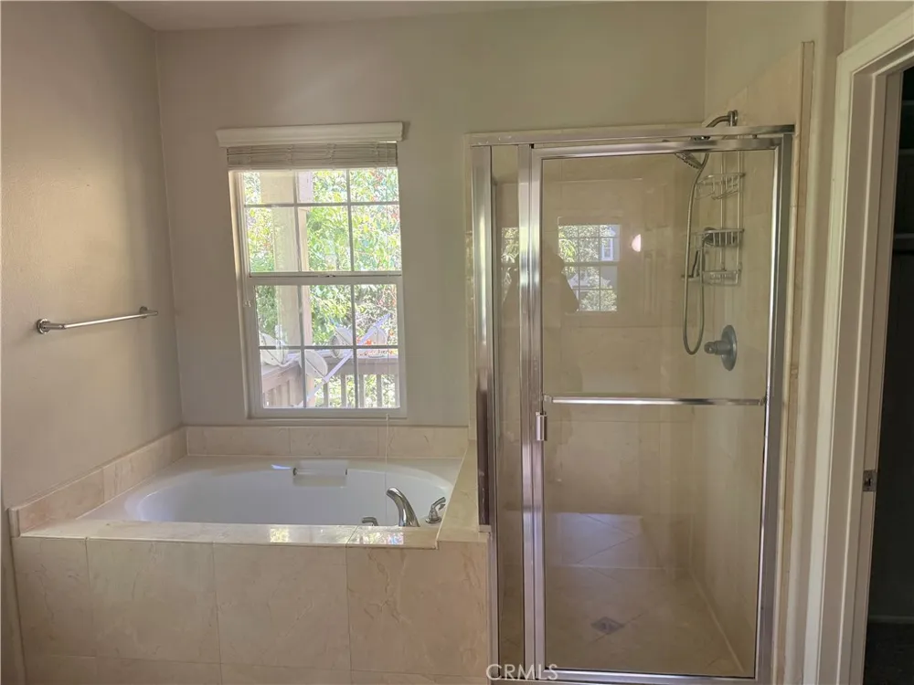 15231 Calverton Tustin, CA 92782