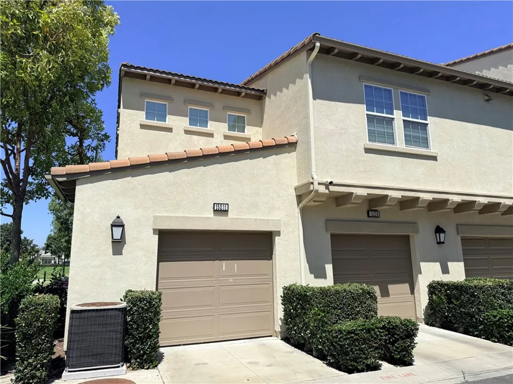 15231 Calverton Tustin, CA 92782