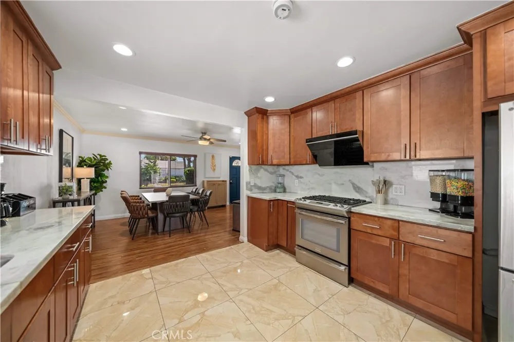 15213 Daphne Avenue Gardena, CA 90249