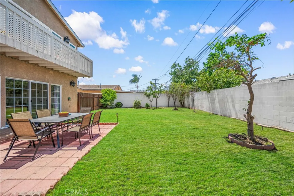 15213 Daphne Avenue Gardena, CA 90249