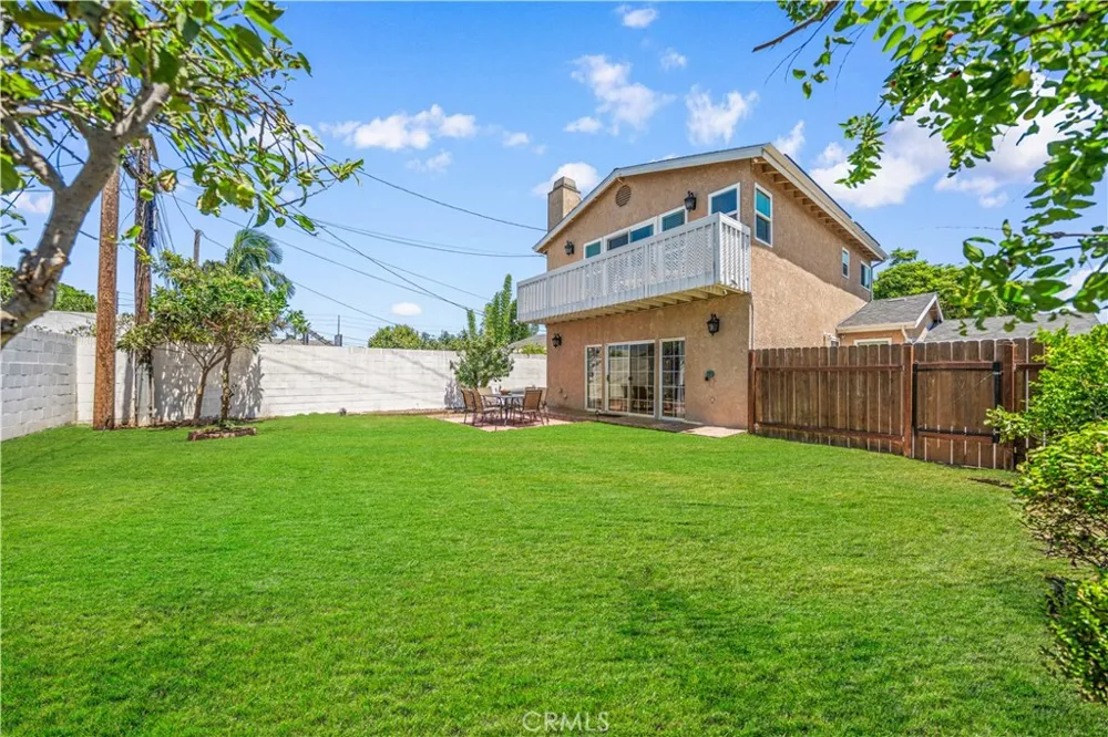 15213 Daphne Avenue Gardena, CA 90249