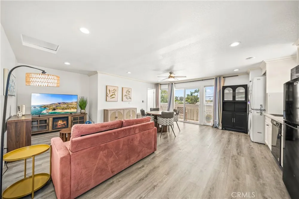 15213 Daphne Avenue Gardena, CA 90249
