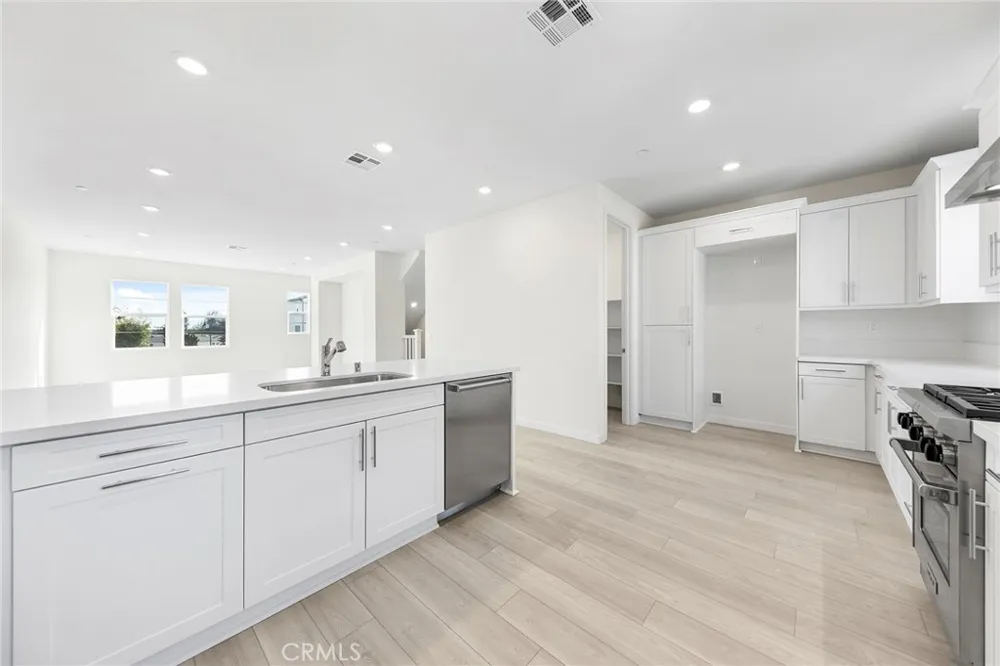 4344 Alamo Arcadia, CA 91006