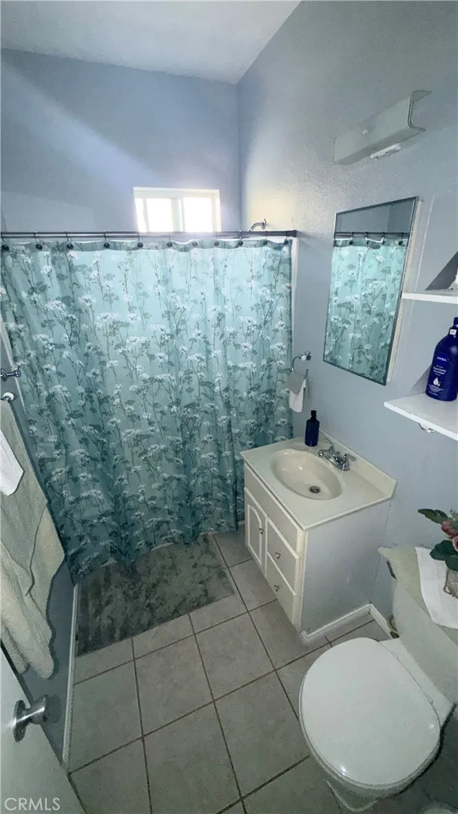 838 Sycamore Court Upland, CA 91786