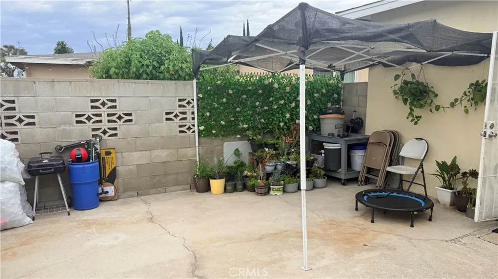 838 Sycamore Court Upland, CA 91786