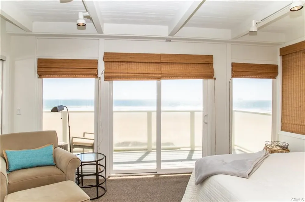 35 A Surfside Surfside, CA 90740