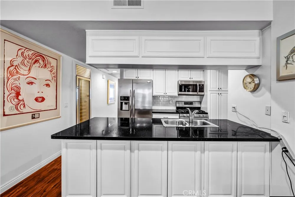 11630 Warner #504 Fountain Valley, CA 92708