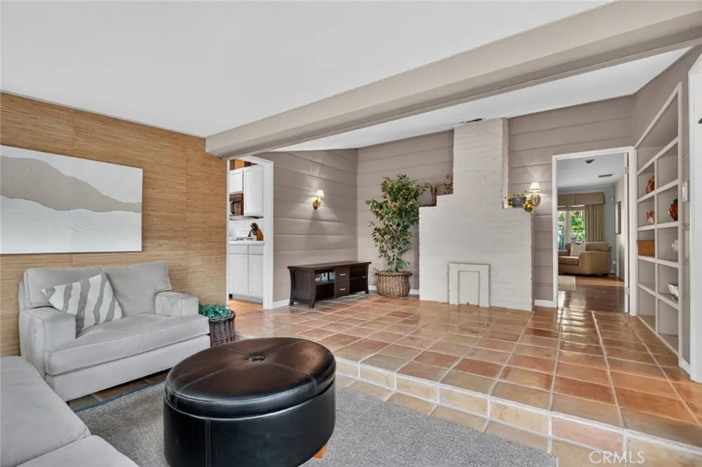 1321 Graynold Glendale, CA 91202