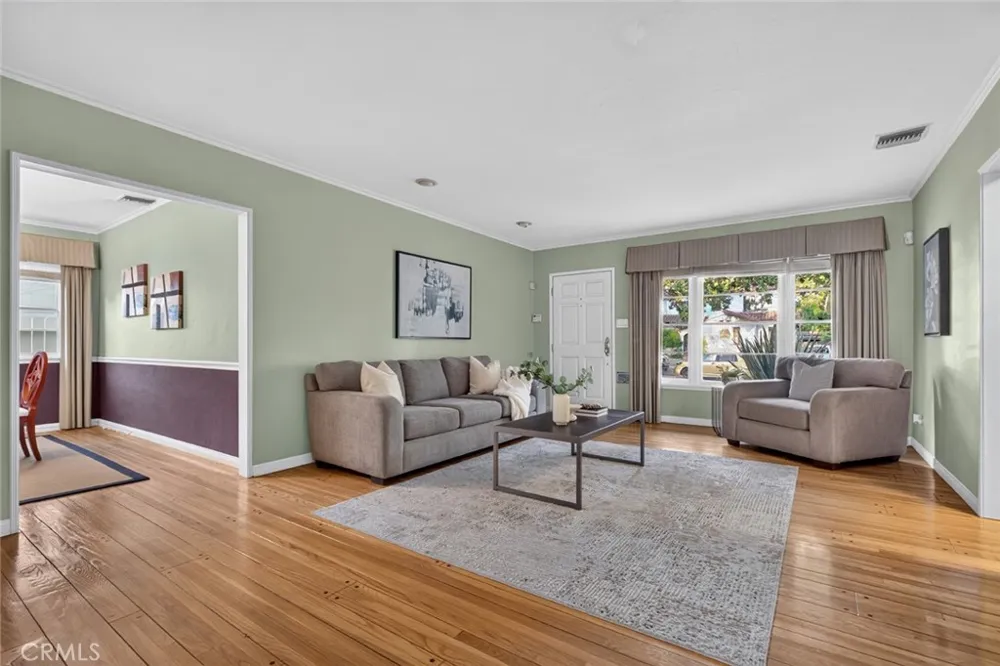 1321 Graynold Glendale, CA 91202