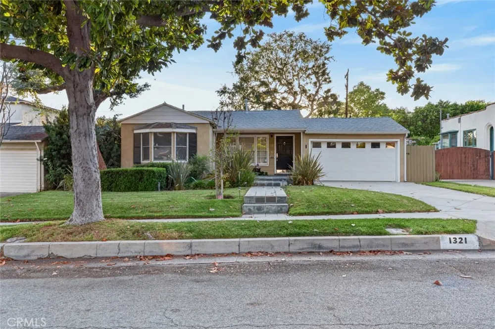 1321 Graynold Glendale, CA 91202