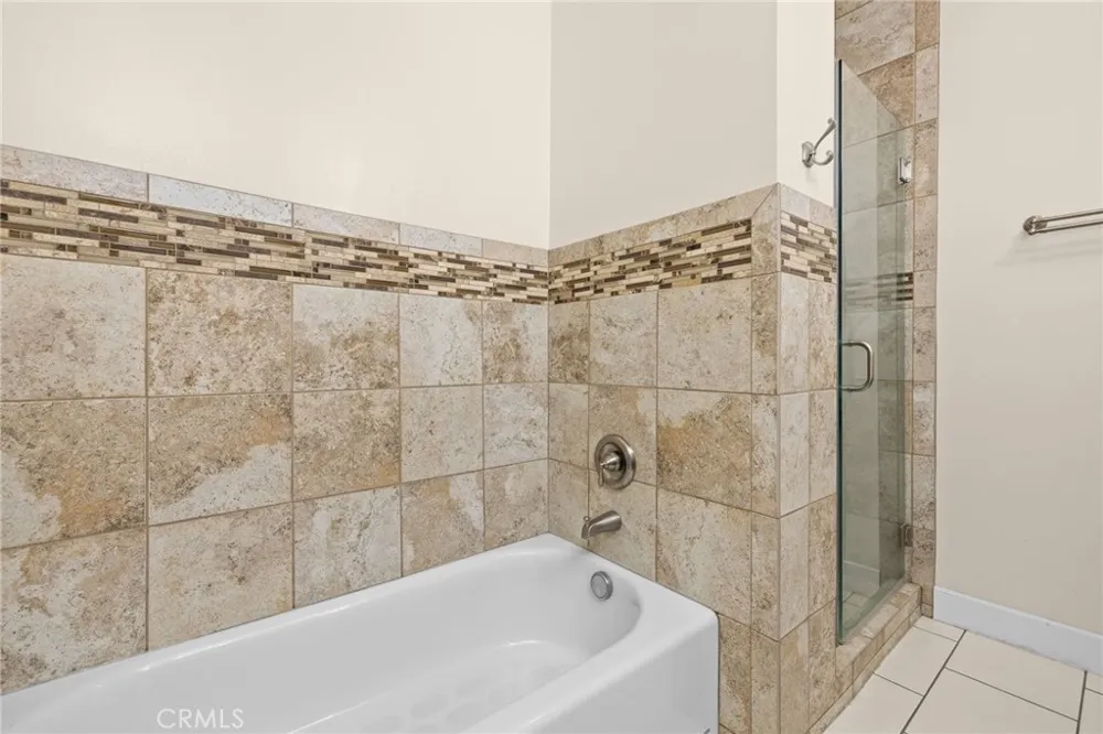 528 E. San Jose Ave #110 Burbank, CA 91501