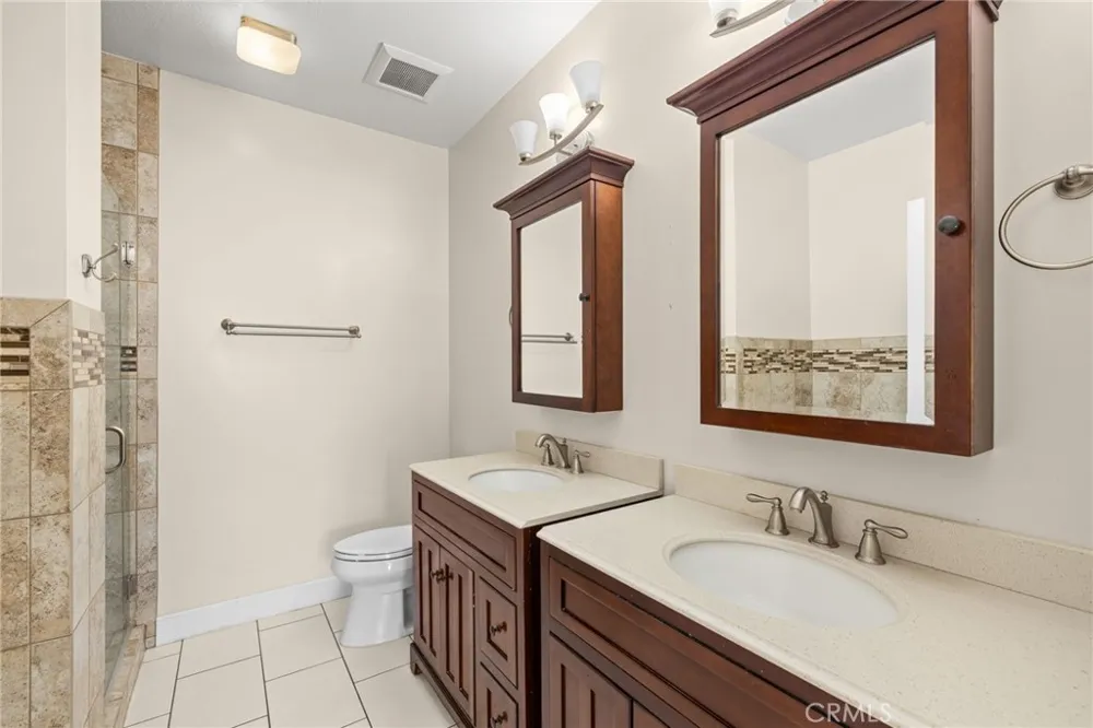 528 E. San Jose Ave #110 Burbank, CA 91501