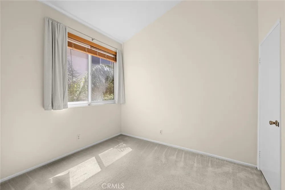 528 E. San Jose Ave #110 Burbank, CA 91501
