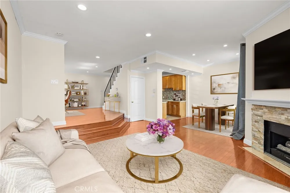 528 E. San Jose Ave #110 Burbank, CA 91501