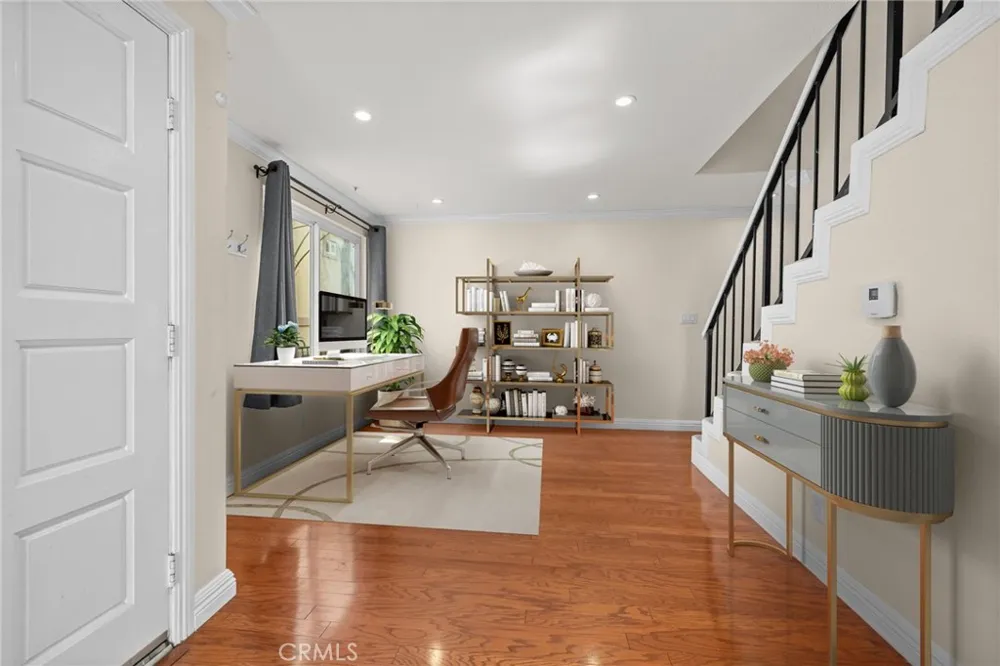 528 E. San Jose Ave #110 Burbank, CA 91501