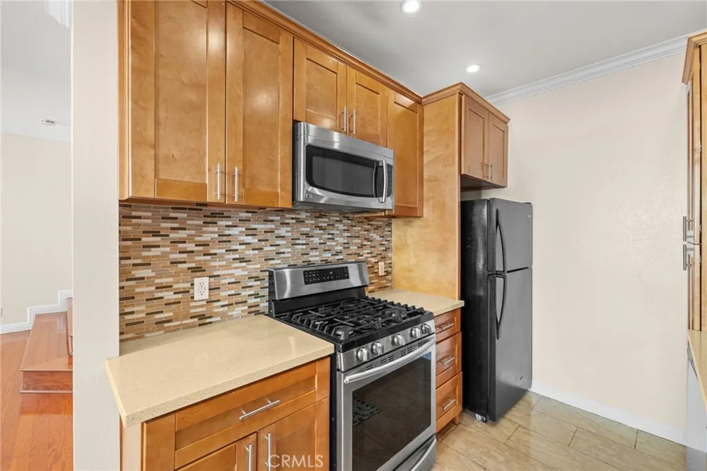 528 E. San Jose Ave #110 Burbank, CA 91501