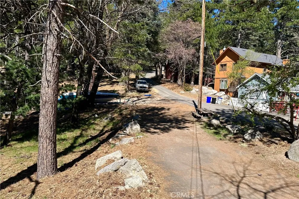 Lakeview Drive Rimforest, CA 92378